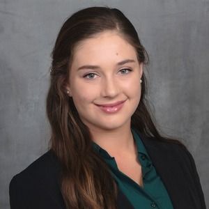 Meet your Posher, Jillian